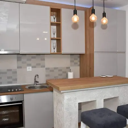 Ferona Apartment
