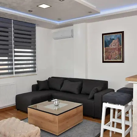 Ferona Apartment